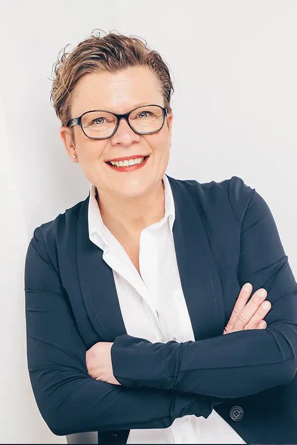 stefanie hemken kontakt